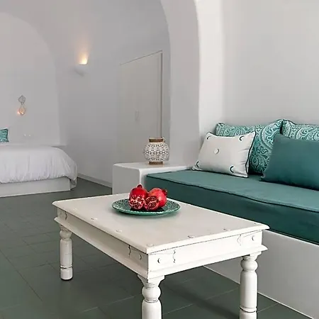 Hotel Irini Fira - Adults Only 4*