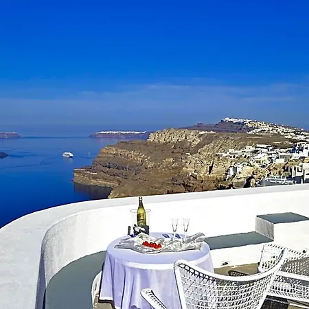 Irini Fira - Adults Only Hotel