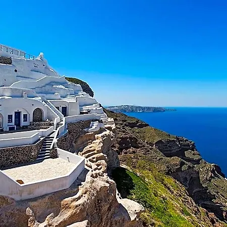 Hotel Irini Fira - Adults Only 4*